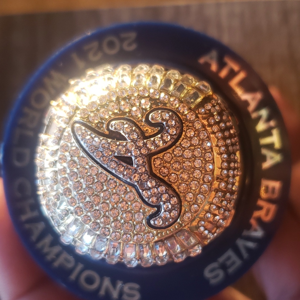 ATLANTA BRAVES 2021 WORLD CHAMPIONSHIP RING (REPLICA RING NOT REAL ONE)